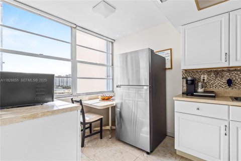 Copropriété à vendre à Aventura, Floride: 2 chambres, 145.39 m2 № 1986156 - photo 23