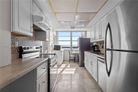 Copropriété à vendre à Aventura, Floride: 2 chambres, 145.39 m2 № 1986156 - photo 22