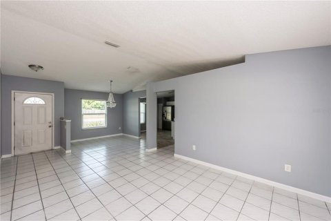 House in Deltona, Florida 3 bedrooms, 135.92 sq.m. № 1837499 - photo 5