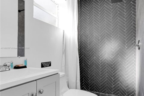 Casa en venta en Hollywood, Florida, 3 dormitorios, 112.88 m2 № 1952080 - foto 20