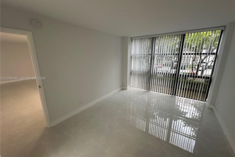 Copropriété à louer à Sunny Isles Beach, Floride: 1 chambre, 71.26 m2 № 2388048 - photo 22