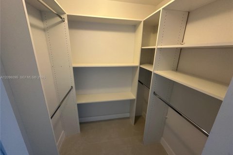 Copropriété à louer à Sunny Isles Beach, Floride: 1 chambre, 71.26 m2 № 2388048 - photo 26