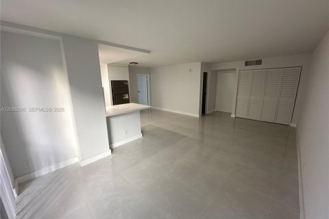 Copropriété à louer à Sunny Isles Beach, Floride: 1 chambre, 71.26 m2 № 2388048 - photo 13