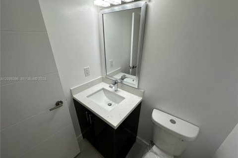 Copropriété à louer à Sunny Isles Beach, Floride: 1 chambre, 71.26 m2 № 2388048 - photo 11