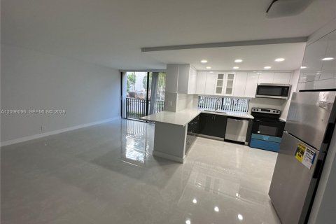 Copropriété à louer à Sunny Isles Beach, Floride: 1 chambre, 71.26 m2 № 2388048 - photo 17