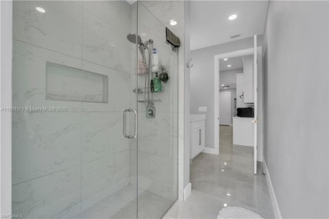 Casa en venta en Cape Coral, Florida, 3 dormitorios № 2081729 - foto 24