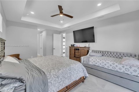 Casa en venta en Cape Coral, Florida, 3 dormitorios № 2081729 - foto 30