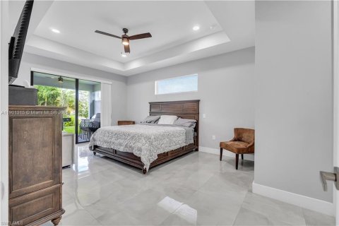 Casa en venta en Cape Coral, Florida, 3 dormitorios № 2081729 - foto 29