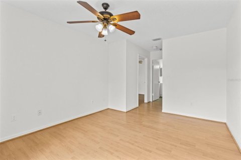 Condo in Saint Petersburg, Florida, 2 bedrooms  № 1885798 - photo 17
