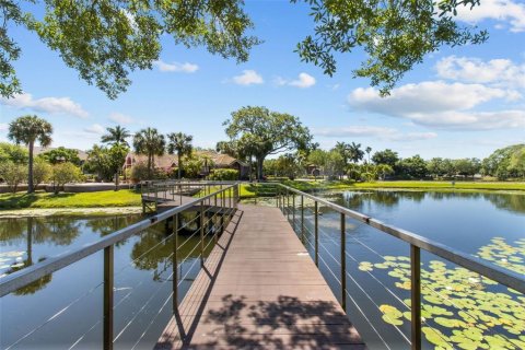 Condo in Saint Petersburg, Florida, 2 bedrooms  № 1885798 - photo 30