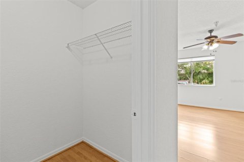 Condo in Saint Petersburg, Florida, 2 bedrooms  № 1885798 - photo 19