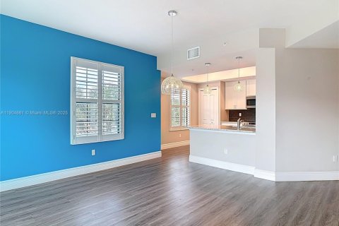 Condo in Ormond Beach, Florida, 3 bedrooms № 1955134 - photo 12