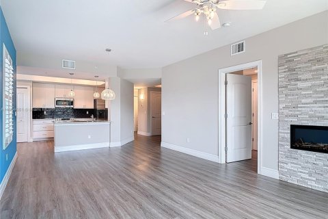 Condo in Ormond Beach, Florida, 3 bedrooms № 1955134 - photo 10