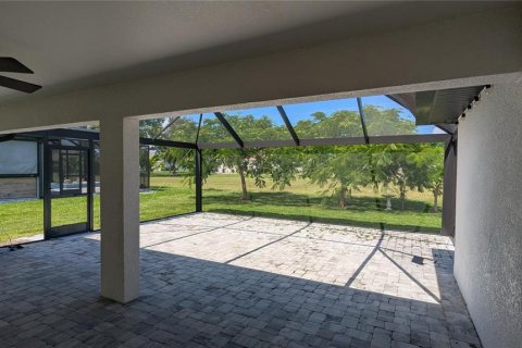 House in Punta Gorda, Florida 3 bedrooms, 149.2 sq.m. № 1853871 - photo 21
