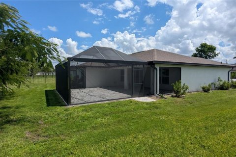 House in Punta Gorda, Florida 3 bedrooms, 149.2 sq.m. № 1853871 - photo 28