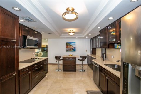Copropriété à vendre à Miami, Floride: 2 chambres, 181.16 m2 № 1975695 - photo 10