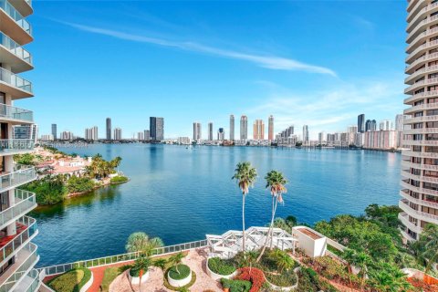 Condominio en venta en Aventura, Florida, 3 dormitorios, 197.88 m2 № 1450801 - foto 1