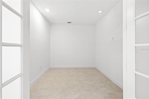 Villa ou maison à vendre à Winter Garden, Floride: 4 chambres, 271.92 m2 № 2101526 - photo 3