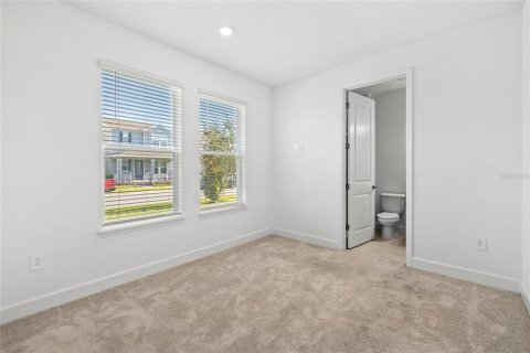 Villa ou maison à vendre à Winter Garden, Floride: 4 chambres, 271.92 m2 № 2101526 - photo 4