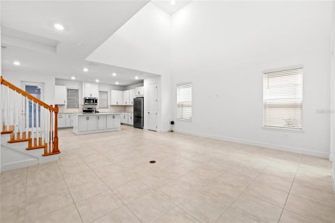 Villa ou maison à vendre à Winter Garden, Floride: 4 chambres, 271.92 m2 № 2101526 - photo 10