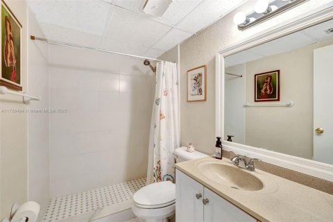 Condo in Margate, Florida, 1 bedroom  № 1859748 - photo 13