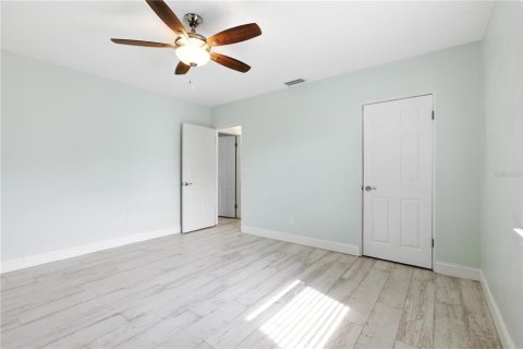 House in Bradenton, Florida 3 bedrooms, 106.28 sq.m. № 1911295 - photo 18
