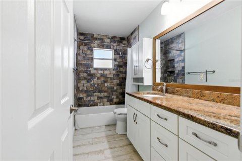 Casa en venta en Bradenton, Florida, 3 dormitorios, 106.28 m2 № 1911295 - foto 15