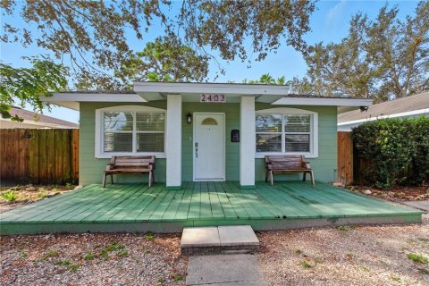 House in Bradenton, Florida 3 bedrooms, 106.28 sq.m. № 1911295 - photo 3