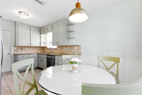 Casa en venta en Bradenton, Florida, 3 dormitorios, 106.28 m2 № 1911295 - foto 11