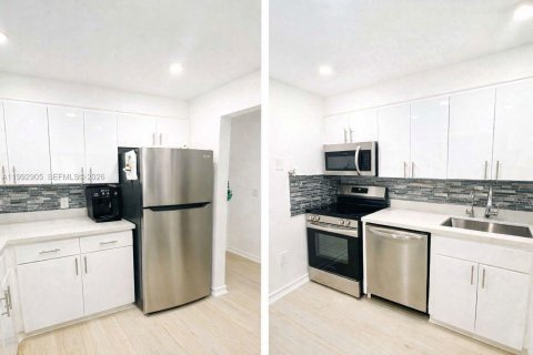Condo in North Miami Beach, Florida, 2 bedrooms  № 2243968 - photo 2