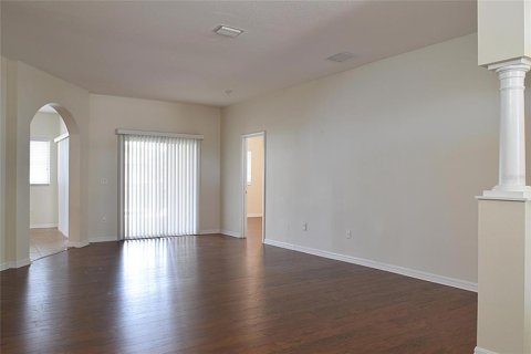 House in Valrico, Florida 3 bedrooms, 202.34 sq.m. № 2230378 - photo 9