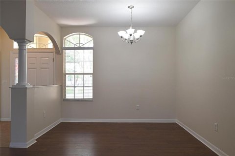 House in Valrico, Florida 3 bedrooms, 202.34 sq.m. № 2230378 - photo 6