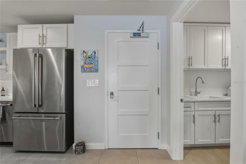 Купить кондоминиум в Клируотер, Флорида 6 комнат, 174.93м2, № 2151401 - фото 30