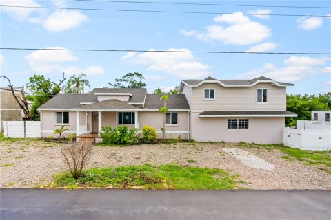 Casa en venta en Longboat Key, Florida, 4 dormitorios, 208.29 m2 № 1307340 - foto 1