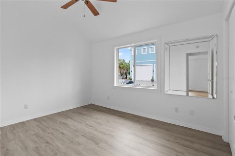 Casa en venta en Longboat Key, Florida, 4 dormitorios, 208.29 m2 № 1307340 - foto 20