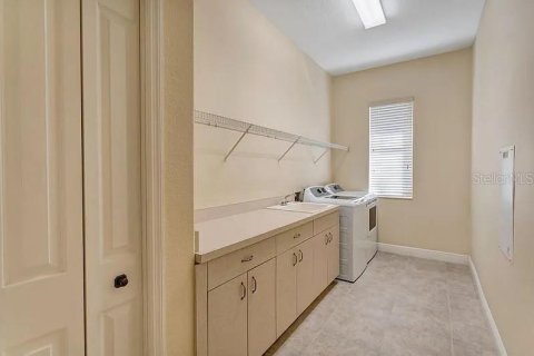 Купить виллу или дом в Пальметто, Флорида 7 комнат, 242.2м2, № 2117327 - фото 21