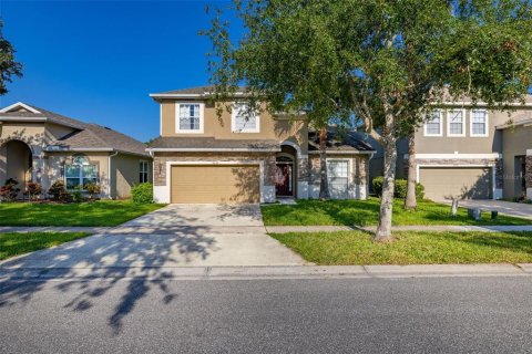 House in Orlando, Florida 4 bedrooms, 229.28 sq.m. № 1856024 - photo 1