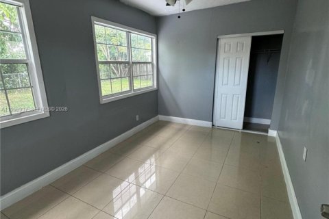 Casa en venta en Sunrise, Florida, 5 dormitorios, 142.79 m2 № 2027074 - foto 10