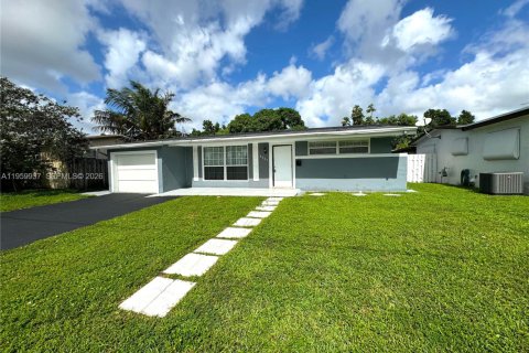 Casa en Sunrise, Florida 5 dormitorios, 142.79 m2 № 2027074