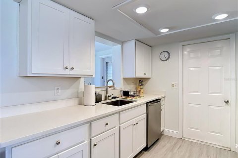 Villa ou maison à vendre à Hudson, Floride: 2 chambres, 104.79 m2 № 2091821 - photo 14
