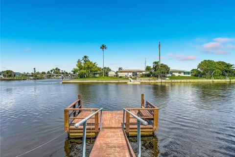 Villa ou maison à vendre à Hudson, Floride: 2 chambres, 104.79 m2 № 2091821 - photo 30