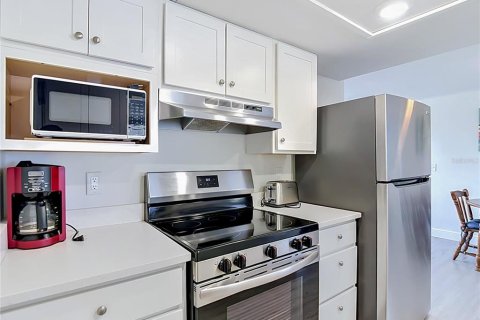Villa ou maison à vendre à Hudson, Floride: 2 chambres, 104.79 m2 № 2091821 - photo 17