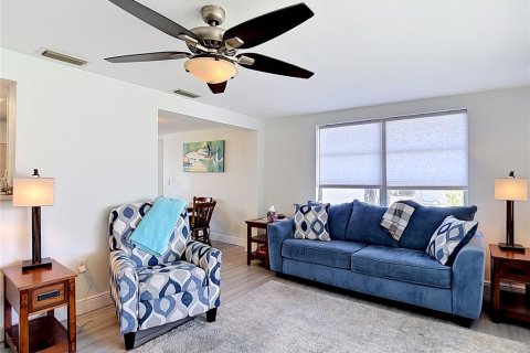 Villa ou maison à vendre à Hudson, Floride: 2 chambres, 104.79 m2 № 2091821 - photo 21