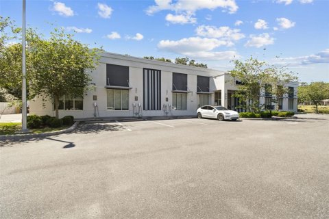 Commercial property in Brooksville, Florida 910.44 sq.m. № 1650401 - photo 5
