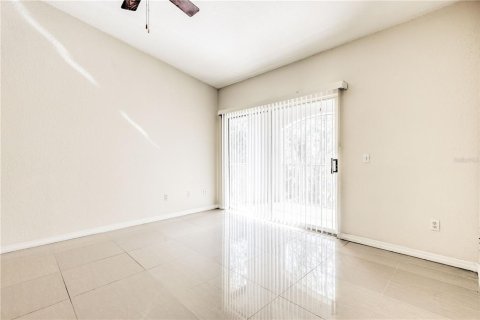 Condo in Tampa, Florida, 2 bedrooms  № 2207103 - photo 8