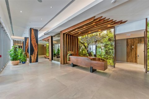 Condo in Miami, Florida, 2 bedrooms  № 1129043 - photo 1