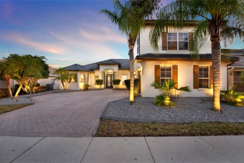 Casa en venta en Kissimmee, Florida, 4 dormitorios, 314.38 m2 № 1725758 - foto 3