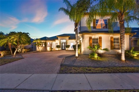 Casa en venta en Kissimmee, Florida, 4 dormitorios, 314.38 m2 № 1725758 - foto 7
