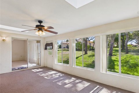 Villa ou maison à vendre à Weeki Wachee, Floride: 3 chambres, 120.22 m2 № 2216256 - photo 29