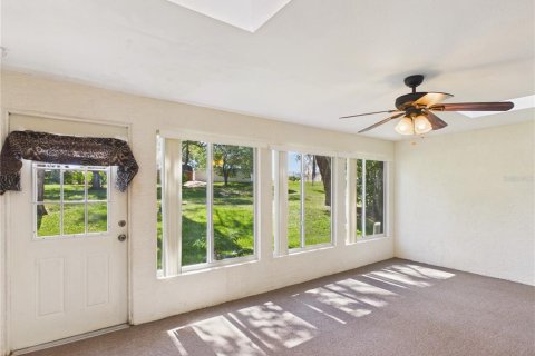 Villa ou maison à vendre à Weeki Wachee, Floride: 3 chambres, 120.22 m2 № 2216256 - photo 28